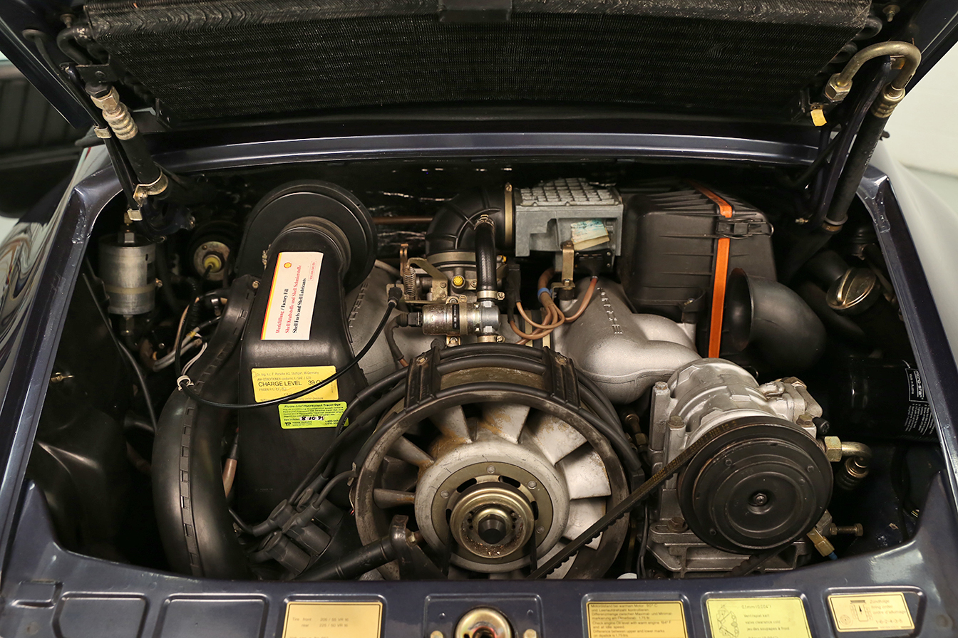 5804_1_engine | Sloan Motor Cars