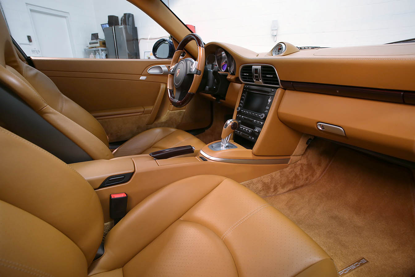 5162_3_inter2 | Sloan Motor Cars